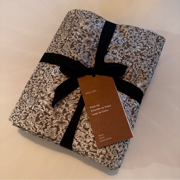 West Elm Neutral Floral Sheet Set - Brown & White